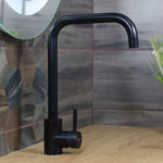 Mitigeur cuisine Noir HAWAYSANI en inox 304 beli