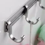 Patére en Aluminium avec 8 Crochets bros